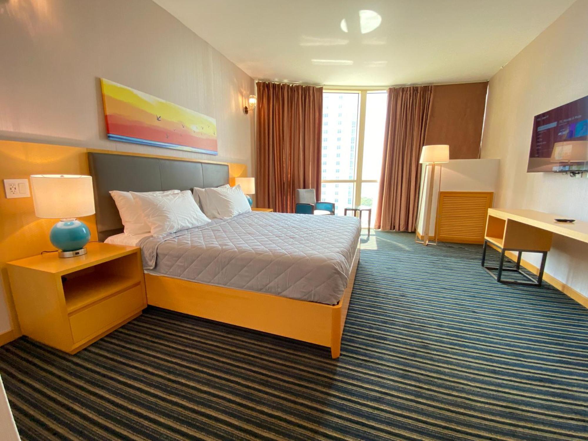 Galaxy Hotel Сент-Питерсберг Экстерьер фото